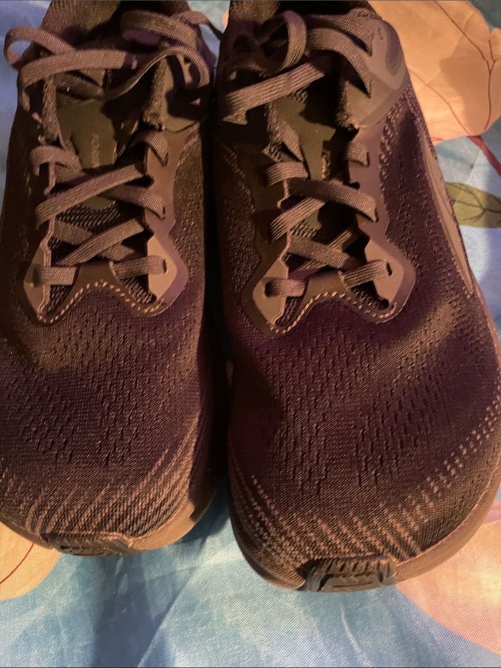 Women Running Shoes - Black 8W